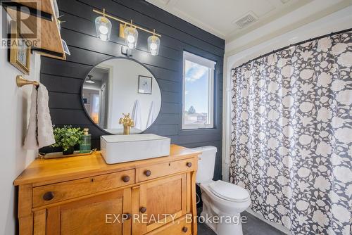 898 Fairbanks Rd, Cobourg, ON - Indoor Photo Showing Bathroom