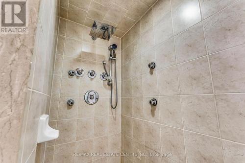 3 Hugo Rd S, Brampton, ON - Indoor Photo Showing Bathroom