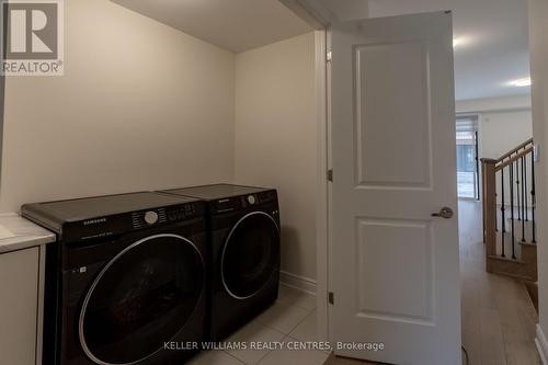 510 New England Crt, Newmarket, ON - Indoor Photo Showing Laundry Room