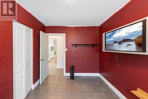 73 Murray Dr, Aurora, ON - Indoor Photo Showing Other Room