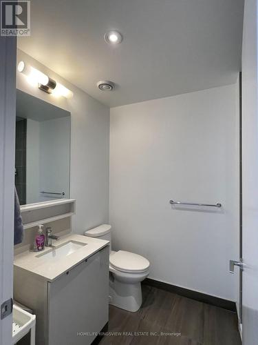 5508 - 5 Buttermill Avenue, Vaughan, ON - Indoor Photo Showing Bathroom