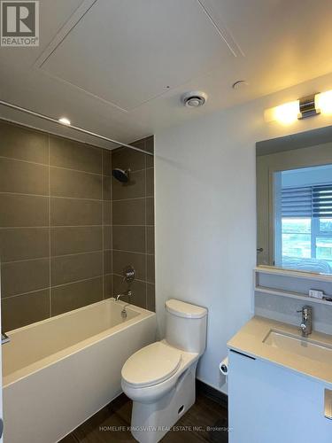 5508 - 5 Buttermill Avenue, Vaughan, ON - Indoor Photo Showing Bathroom
