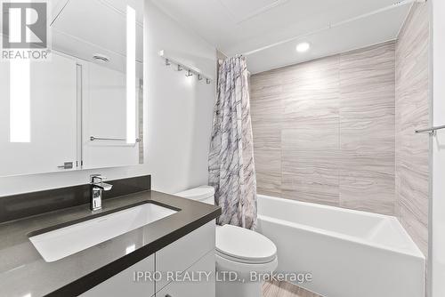 1707 - 188 Cumberland Street, Toronto, ON - Indoor Photo Showing Bathroom