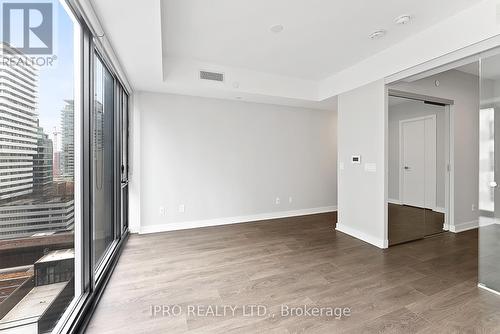 #1707 -188 Cumberland St, Toronto, ON - Indoor Photo Showing Other Room