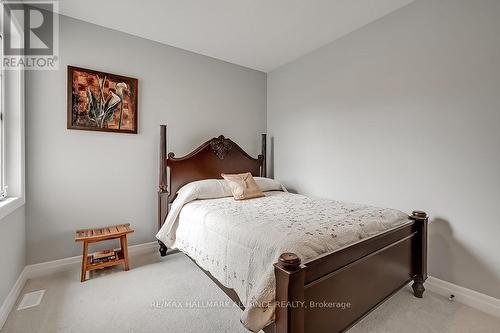 282 Bethpage Dr, Oakville, ON - Indoor Photo Showing Bedroom