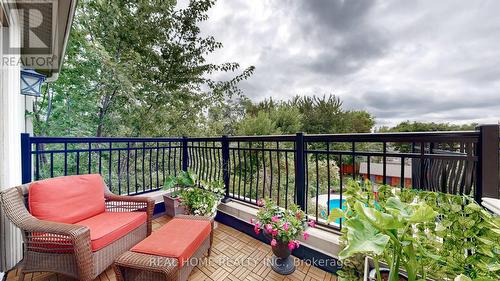 374 Elmwood Avenue, Richmond Hill, ON - Outdoor With Balcony With Exterior