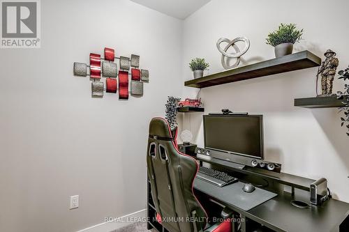 #305 -10 Culinary Lane, Barrie, ON - Indoor Photo Showing Office