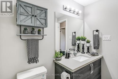 #305 -10 Culinary Lane, Barrie, ON - Indoor Photo Showing Bathroom