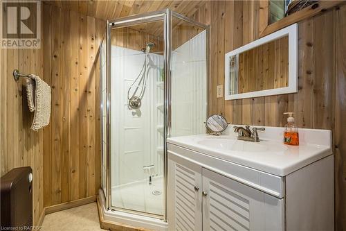 210 Cape Chin North Shore Road, Northern Bruce Peninsula, ON - Indoor Photo Showing Bathroom