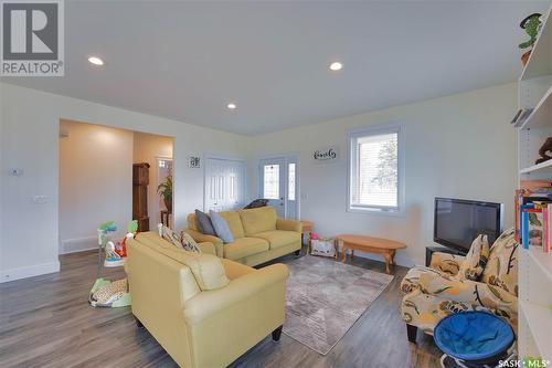 190 1St Street W, Pierceland, SK - Indoor Photo Showing Living Room