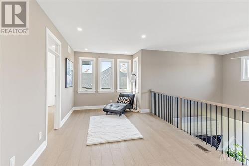 556 Shoreway Drive, Ottawa, ON - Indoor Photo Showing Other Room