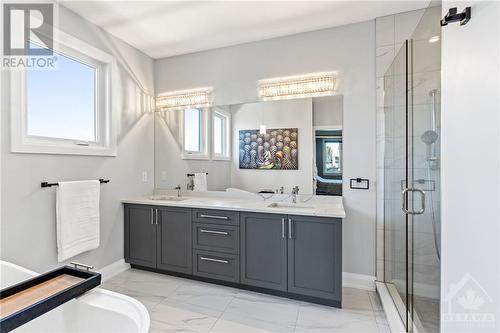 556 Shoreway Drive, Ottawa, ON - Indoor Photo Showing Bathroom