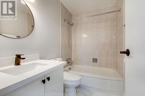 #316 -155 Main St N, Newmarket, ON - Indoor Photo Showing Bathroom