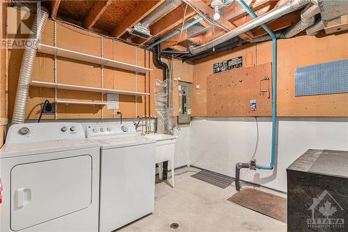 6043 Valley Field Crescent, Ottawa, ON - Indoor Photo Showing Laundry Room