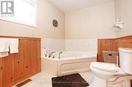 326 Indian Point Road, Kawartha Lakes (Coboconk), ON - Indoor Photo Showing Bathroom