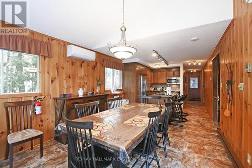 326 Indian Point Rd, Kawartha Lakes, ON - Indoor Photo Showing Dining Room