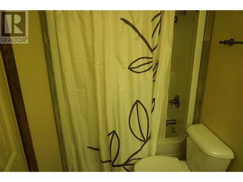 4937 Aspen Grove Place, Fairmont Hot Springs, BC - Indoor Photo Showing Bathroom