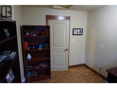 4937 Aspen Grove Place, Fairmont Hot Springs, BC - Indoor Photo Showing Other Room