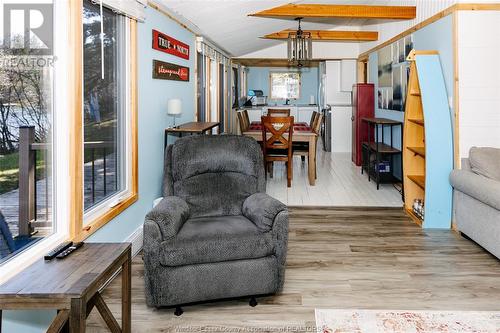 4228 Deep Bay Road, Minden, ON - Indoor Photo Showing Living Room