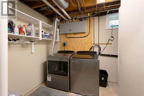 2920 Northway Avenue, Windsor, ON - Indoor Photo Showing Laundry Room