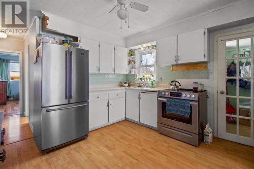 14 Smith Street Extension, Bay Roberts, NL - Indoor Photo Showing Kitchen