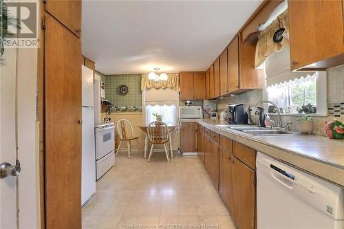 2912 Fredericton Rd, Salisbury, NB - Indoor Photo Showing Kitchen With Double Sink