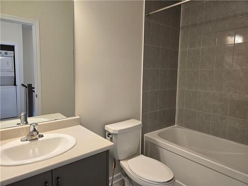 1383 Almonte Drive, Burlington, ON - Indoor Photo Showing Bathroom