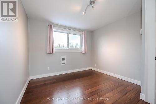 1890 Regional 97 Rd, Hamilton, ON - Indoor Photo Showing Other Room