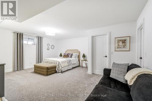 53 - 8974 Willoughby Drive, Niagara Falls, ON - Indoor Photo Showing Bedroom
