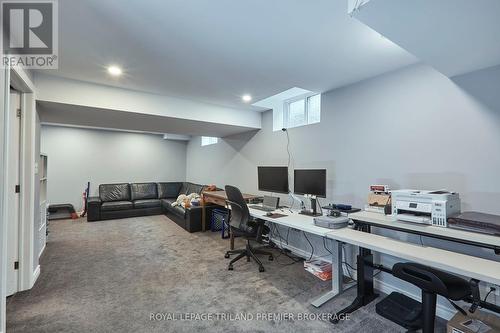 189 Tanoak Dr, London, ON - Indoor Photo Showing Office