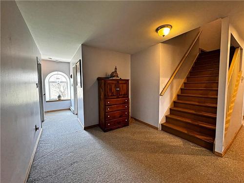 1750 Book Road W, Ancaster, ON - Indoor Photo Showing Other Room