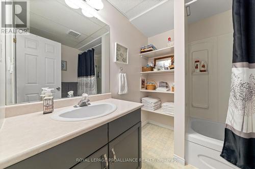 60 Forchuk Crescent, Quinte West, ON - Indoor Photo Showing Bathroom