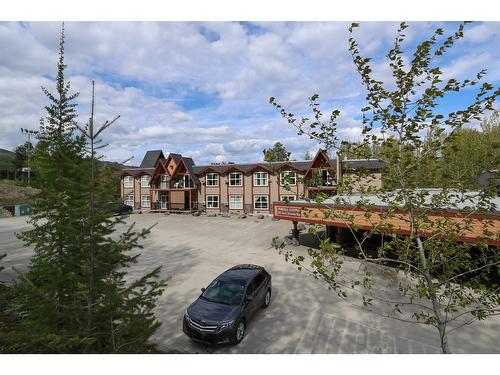 122/124 - 1051 Gerry Sorensen Way, Kimberley, BC - Outdoor