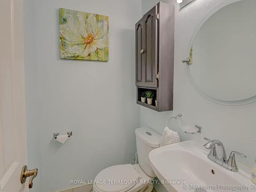 38-1235 Radom St, Pickering, ON - Indoor Photo Showing Bathroom