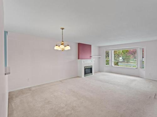 21-2655 Westsyde Rd, Kamloops, BC - Indoor With Fireplace