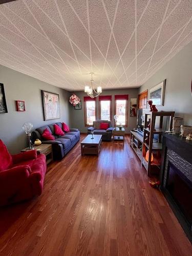 131 Woodcrest Drive, Longlac, ON - Indoor With Fireplace