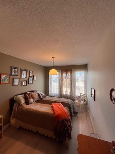 131 Woodcrest Drive, Longlac, ON - Indoor Photo Showing Bedroom