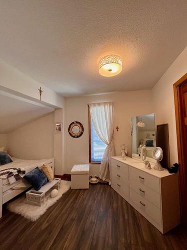 131 Woodcrest Drive, Longlac, ON - Indoor Photo Showing Other Room