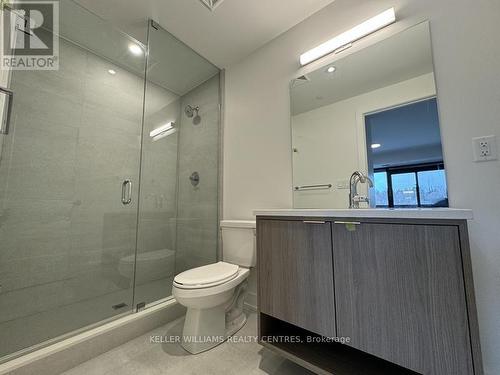 #621 -185 Dunlop St E, Barrie, ON - Indoor Photo Showing Bathroom