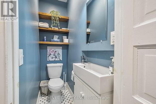 758 Hugel Ave, Midland, ON - Indoor Photo Showing Bathroom