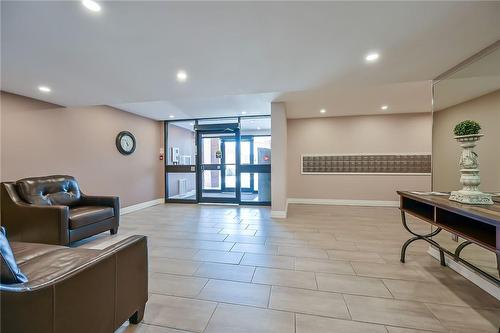 99 Donn Avenue|Unit #605, Stoney Creek, ON - Indoor Photo Showing Other Room