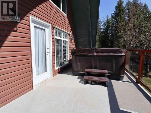 7673 Queest Road, Anglemont, BC - Outdoor With Deck Patio Veranda With Exterior