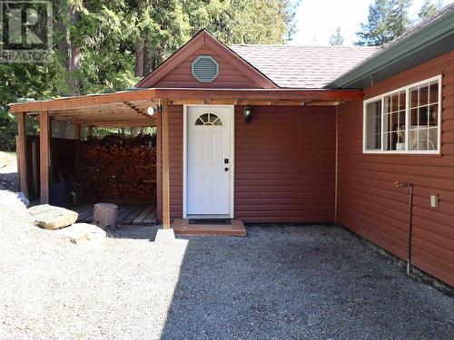 7673 Queest Road, Anglemont, BC - Outdoor With Exterior