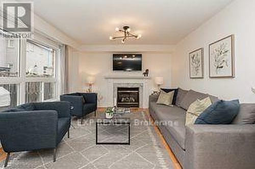 107 Grist Mill Dr, Halton Hills, ON - Indoor Photo Showing Living Room With Fireplace