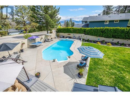 1047 Cascade Place, Kelowna, BC - Outdoor With In Ground Pool With Deck Patio Veranda