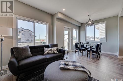 166 Kostiuk Crescent, Saskatoon, SK - Indoor Photo Showing Living Room