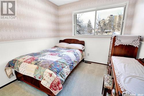 10 303 Saguenay Drive, Saskatoon, SK - Indoor Photo Showing Bedroom