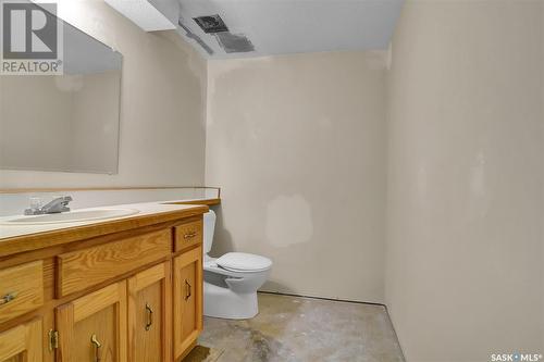 9 Paynter Crescent, Regina, SK - Indoor Photo Showing Bathroom