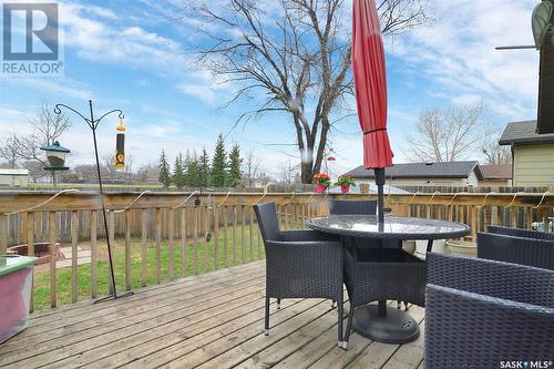 9 Paynter Crescent, Regina, SK - Outdoor With Deck Patio Veranda