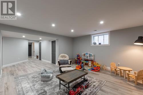 2338 Constance Ave, London, ON - Indoor Photo Showing Basement